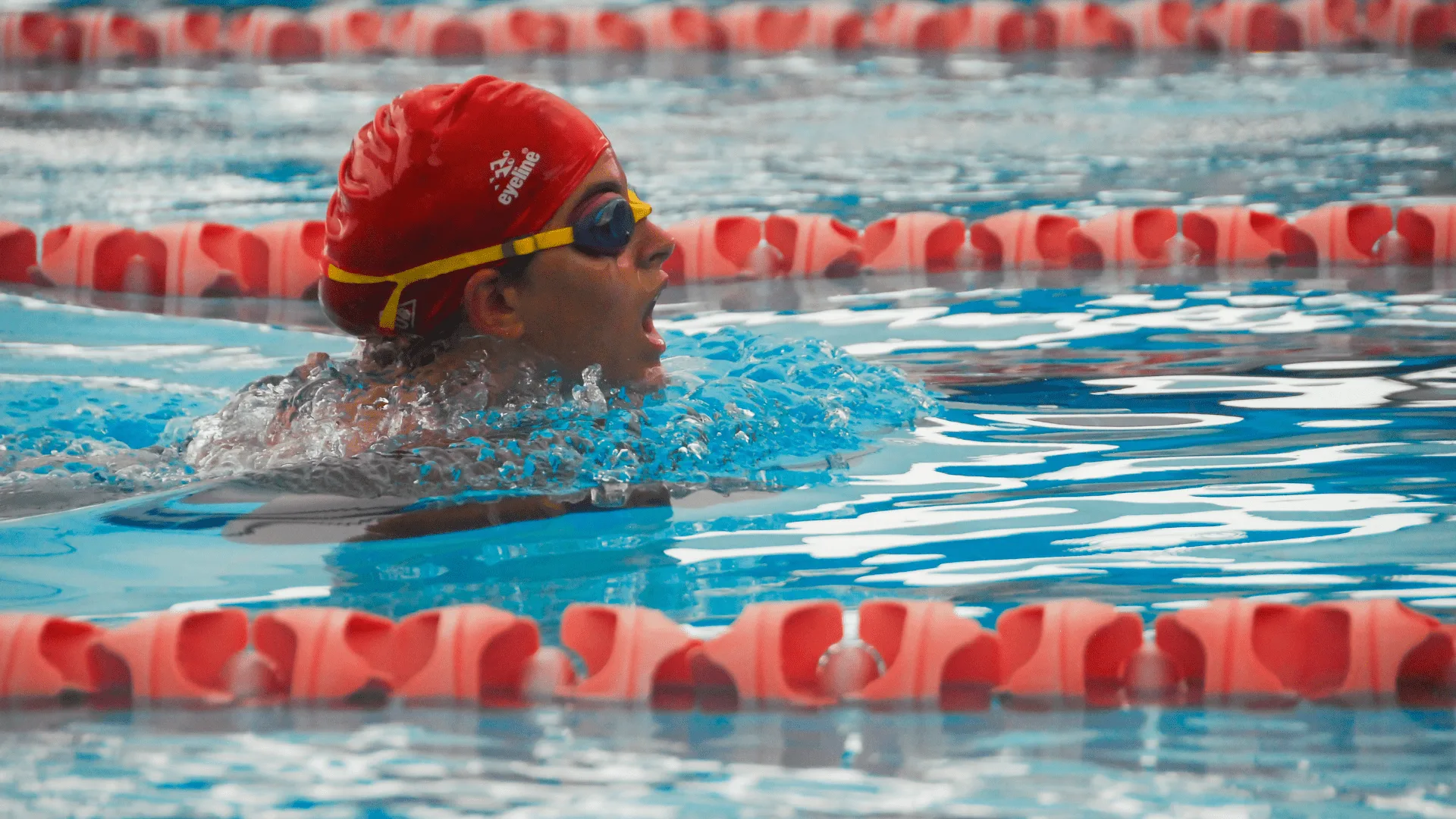 Clases de natación para niños en Bogotá - SaludClub